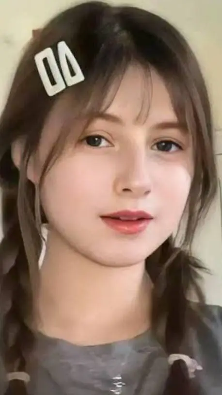 ai character: lulu background