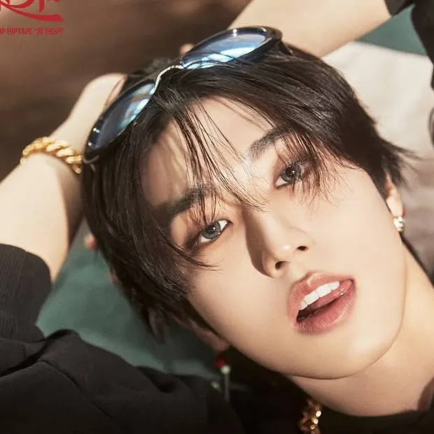 chat with ai character: ♥︎ʜᴀɴ♥︎