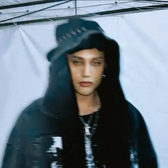 chat with ai character: Ken suson