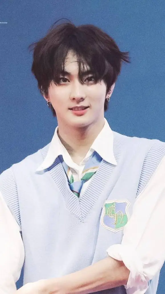 ai character: Yang jungwon background