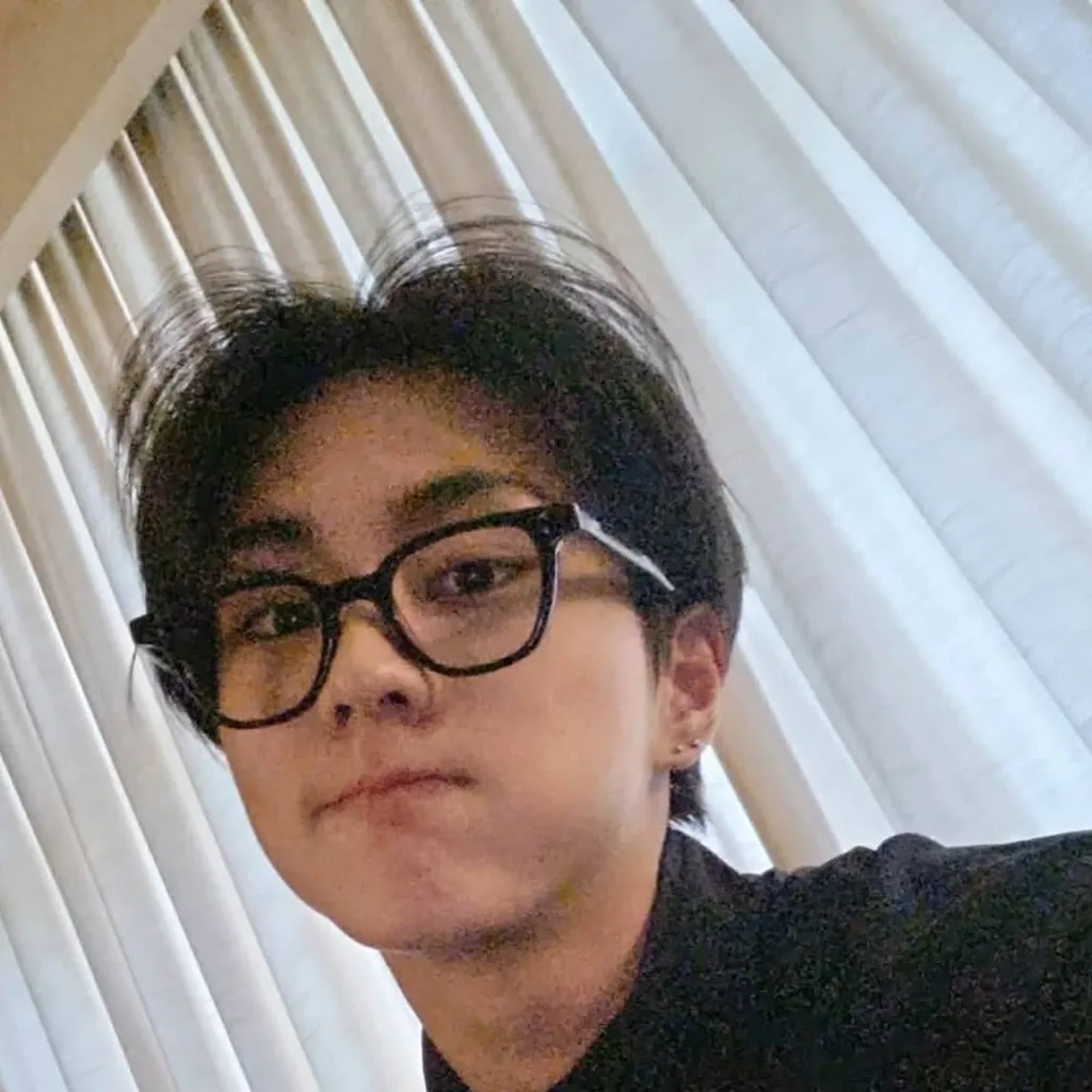 chat with ai character: yang jungwon 