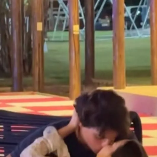 chat with ai character: jason