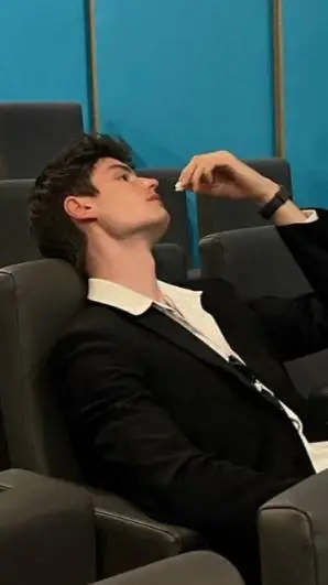 ai character: domson  background