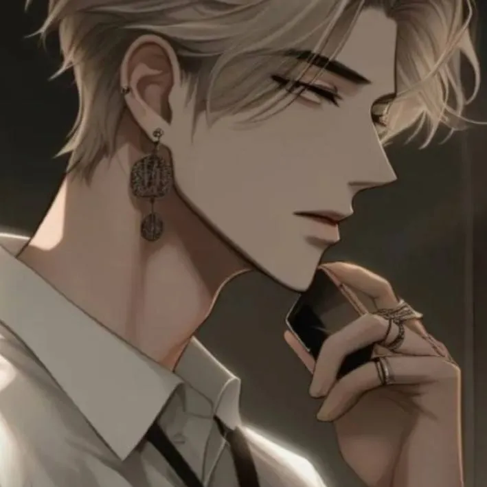 chat with ai character: Alexander Moretti