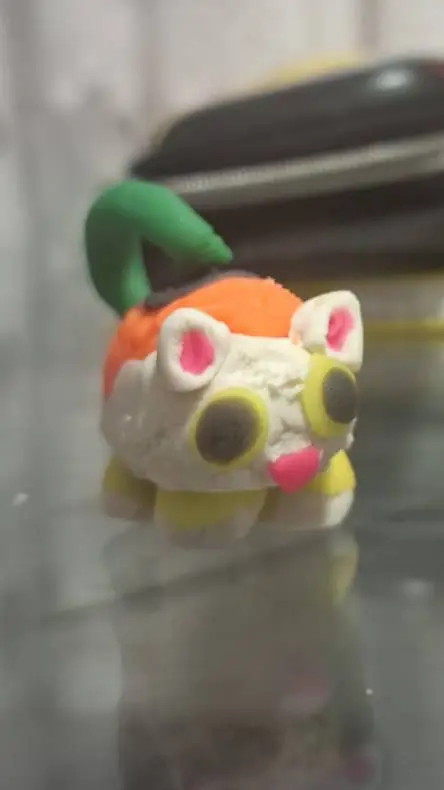 ai character: gatini puccini background