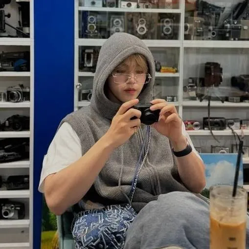 chat with ai character: Choi Seungcheol 