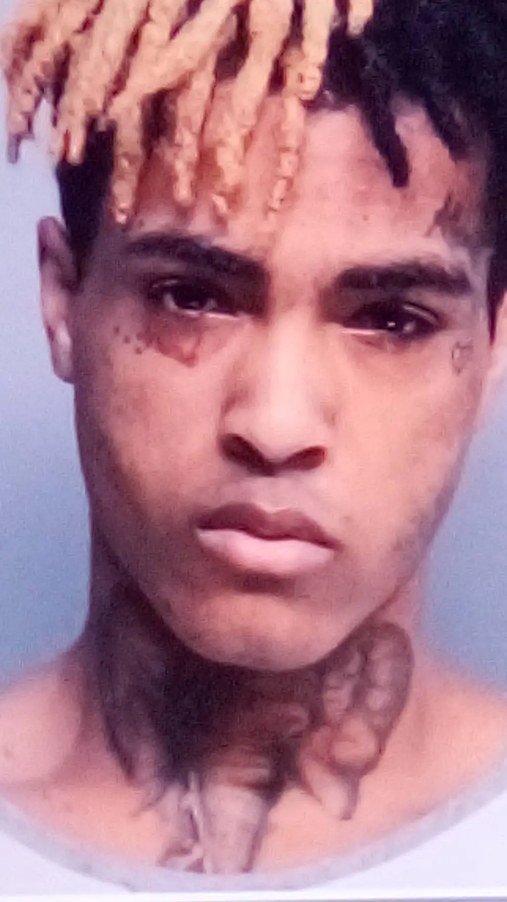 ai character: XXXTENTACION background
