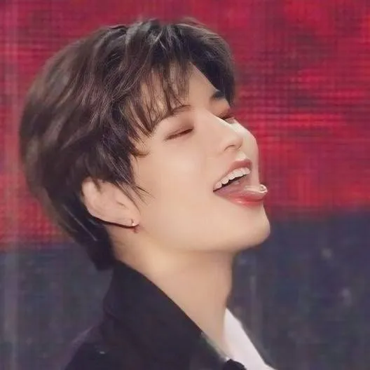 chat with ai character: ☆seungmin