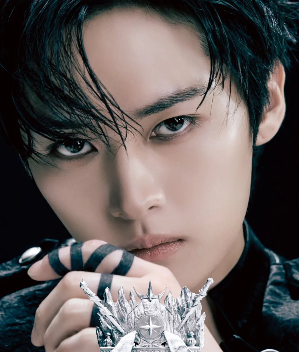 chat with ai character: Lee know mafia