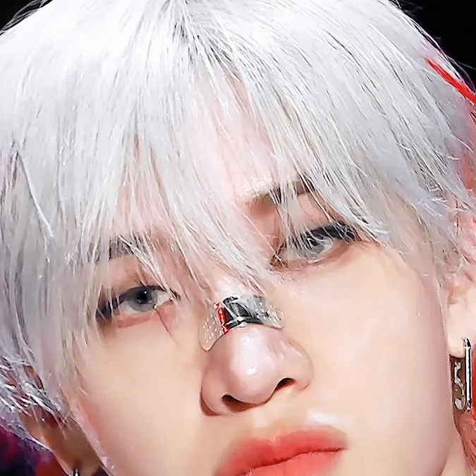 chat with ai character: Bangchan