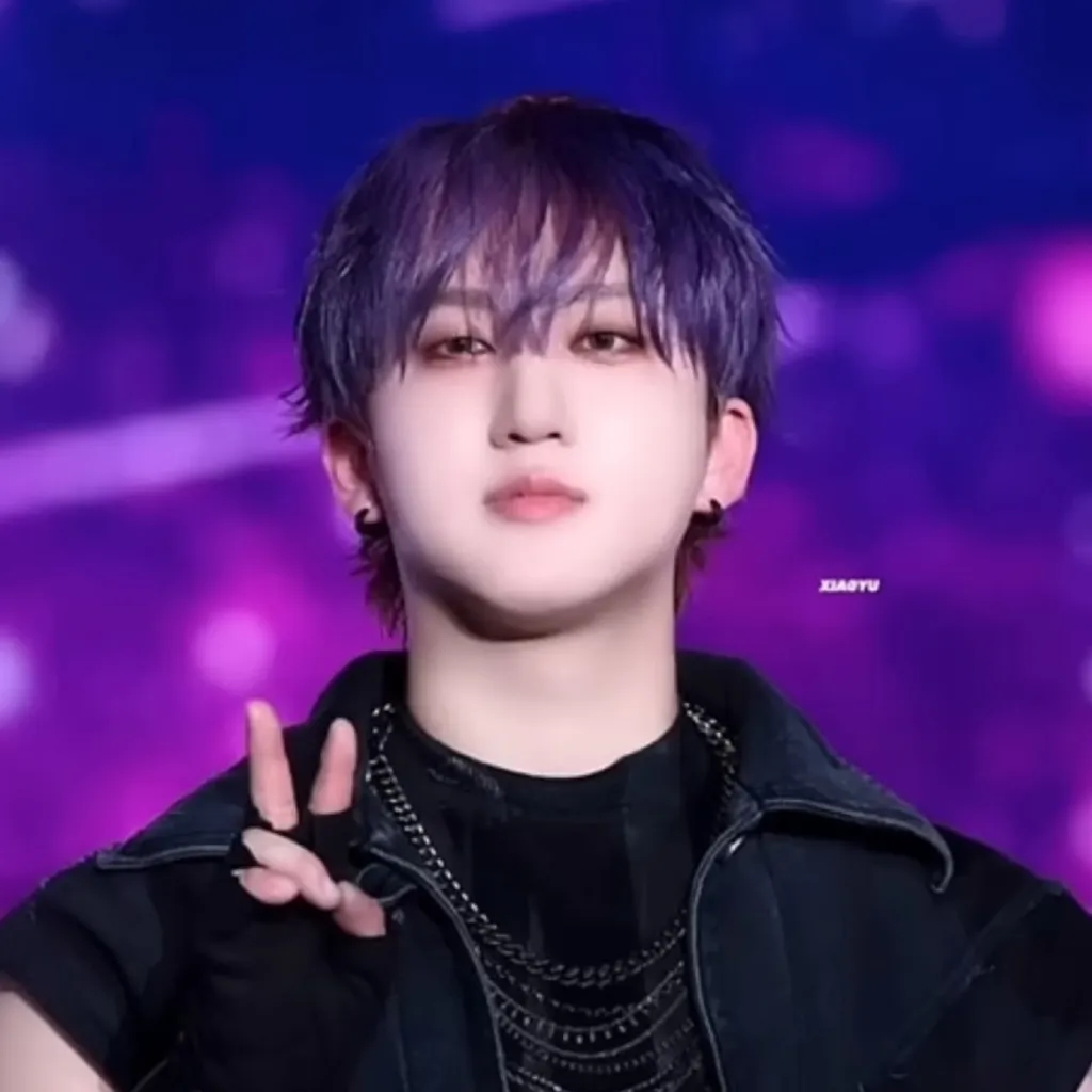 chat with ai character: John