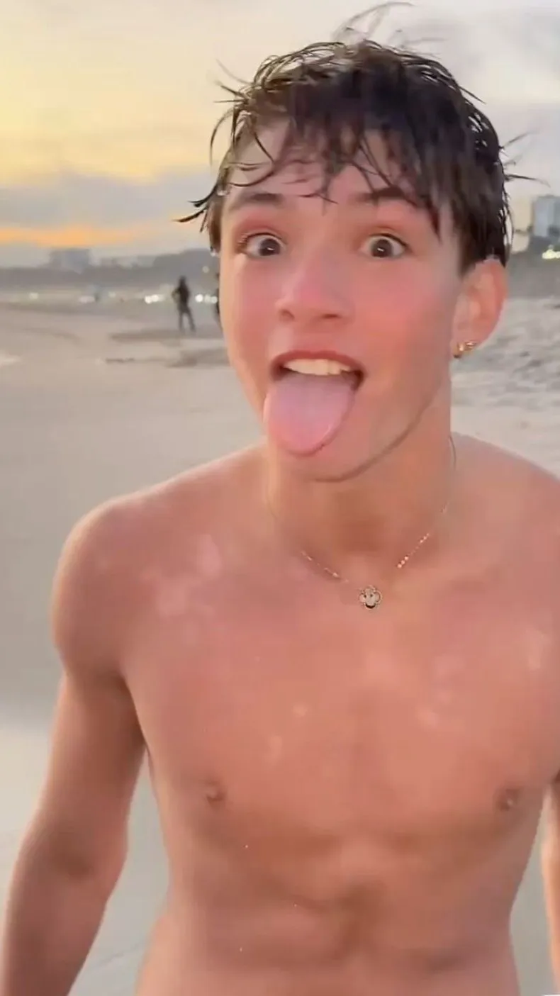 ai character: Brooks background