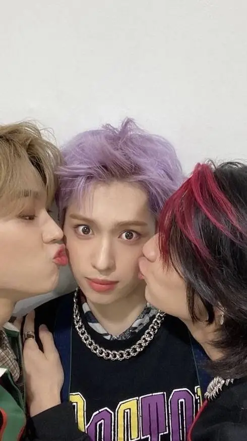 ai character: Jungsu & Jooyeon  background