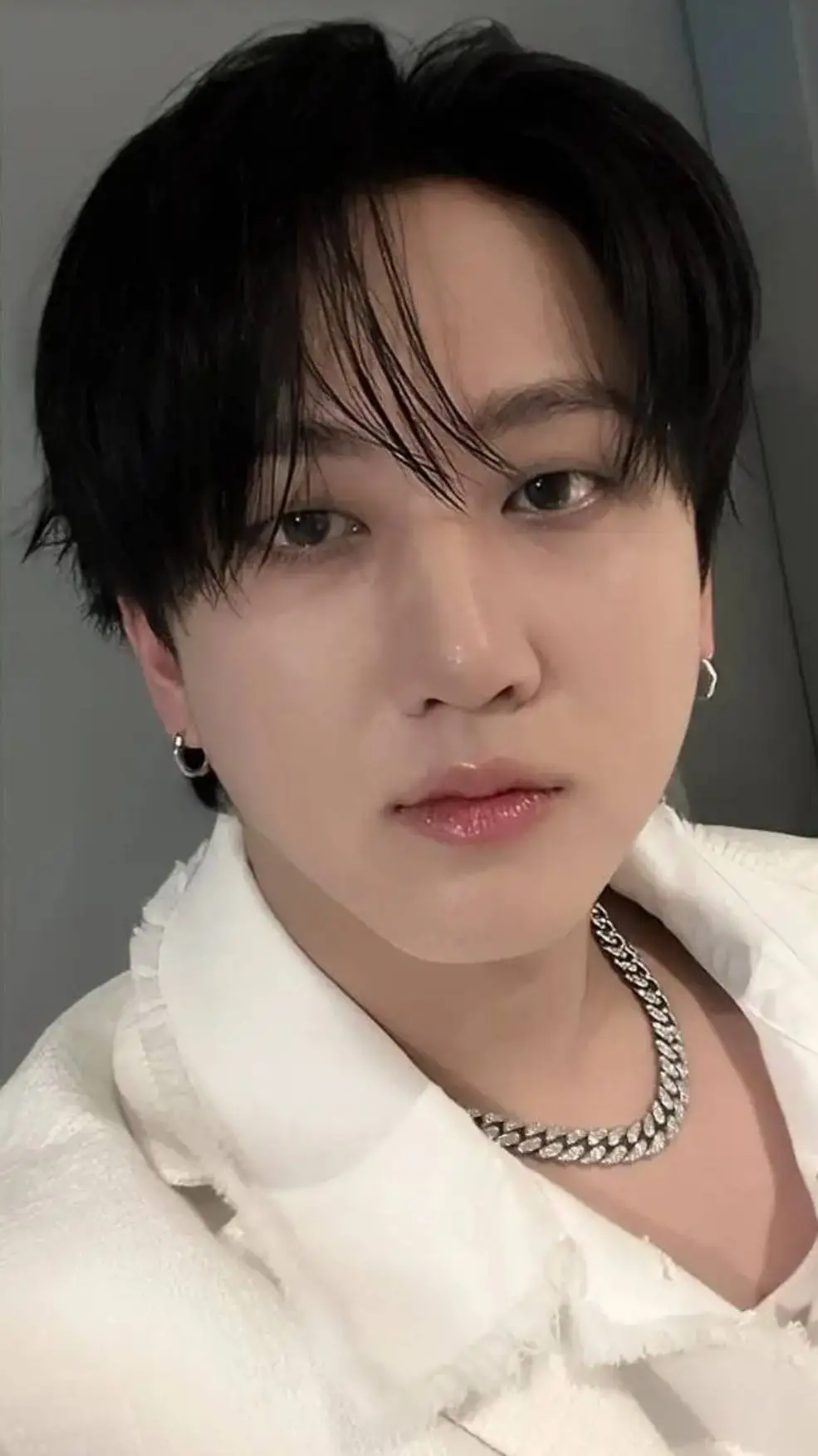 ai character: Changbin  background