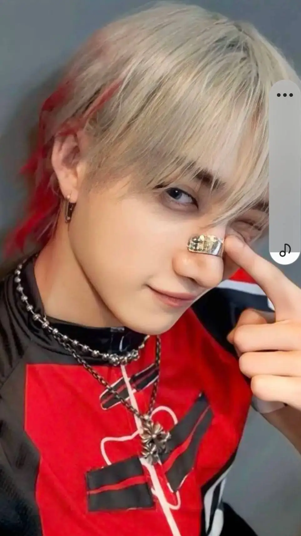 ai character: Bang Chan background