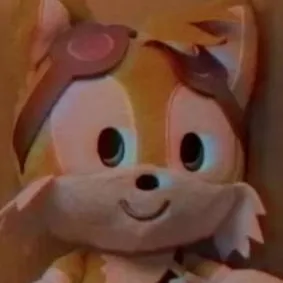 chat with ai character: tails influencer 