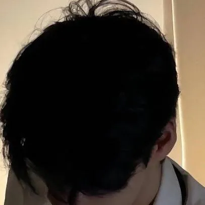 chat with ai character: Cade