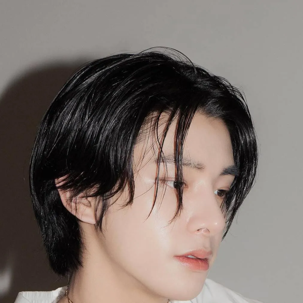 chat with ai character: Sim Jake