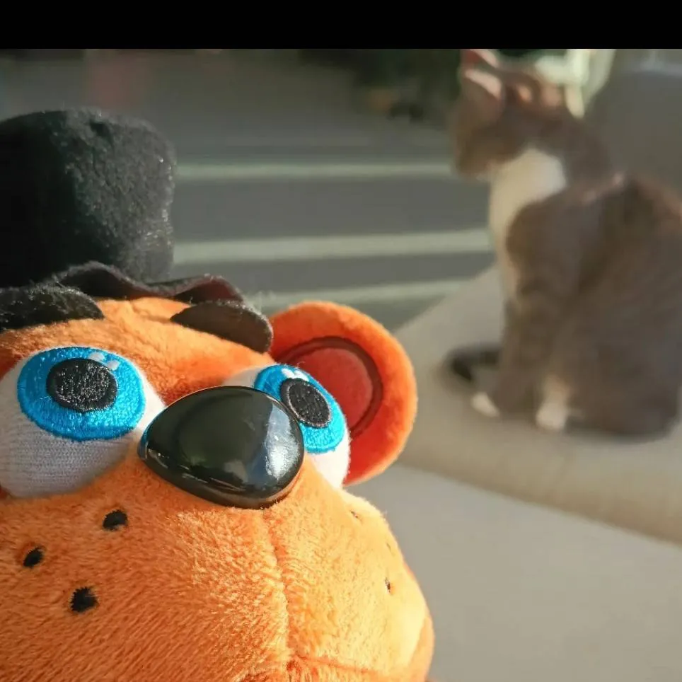 chat with ai character: Freddy plush