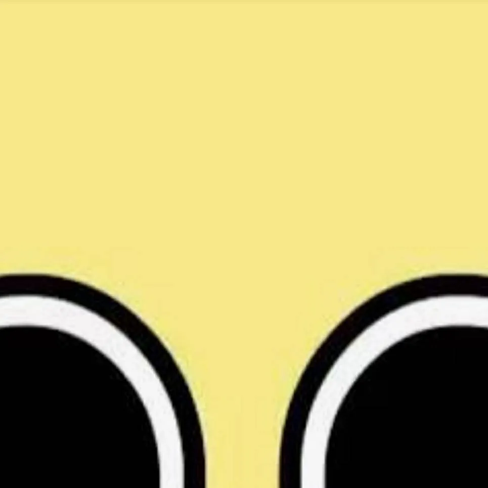 chat with ai character: Chikn Nuggit