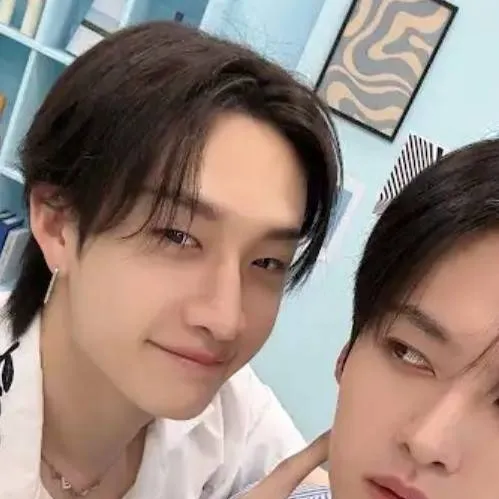 chat with ai character: KissRacha (SKZ)