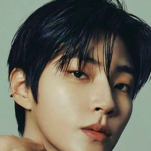 chat with ai character: Han seo jun
