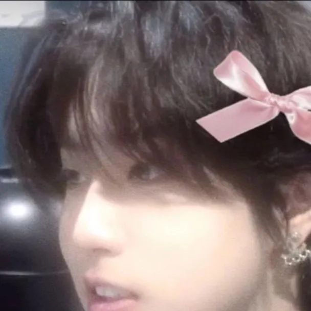 chat with ai character: Hannie✿