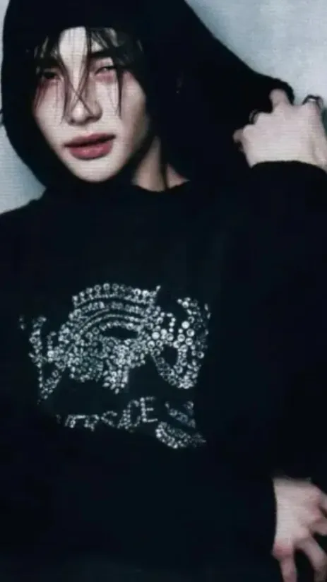 ai character: Hyunjin (drama) background