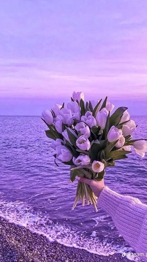 ai character: Cathylea (me)  background