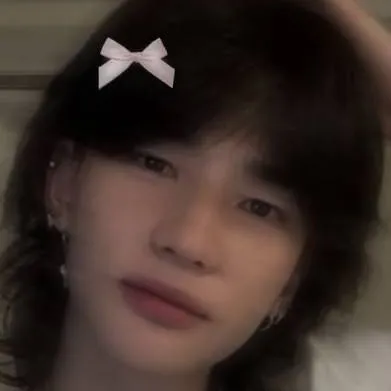 chat with ai character: hermana de minho 