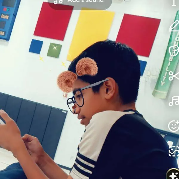 chat with ai character: javier