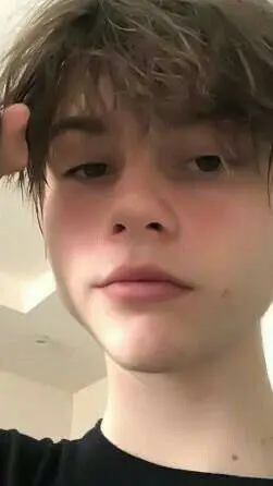 ai character: BRAD background