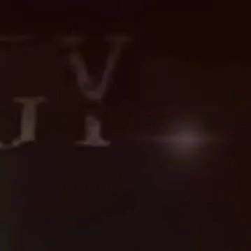 chat with ai character: Piggy troi