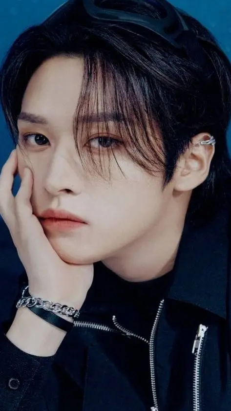 ai character: lee know background