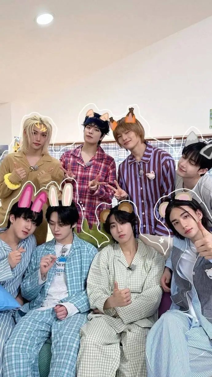 Talkie AI - Chat with 🪩★☆skz☆★🪩