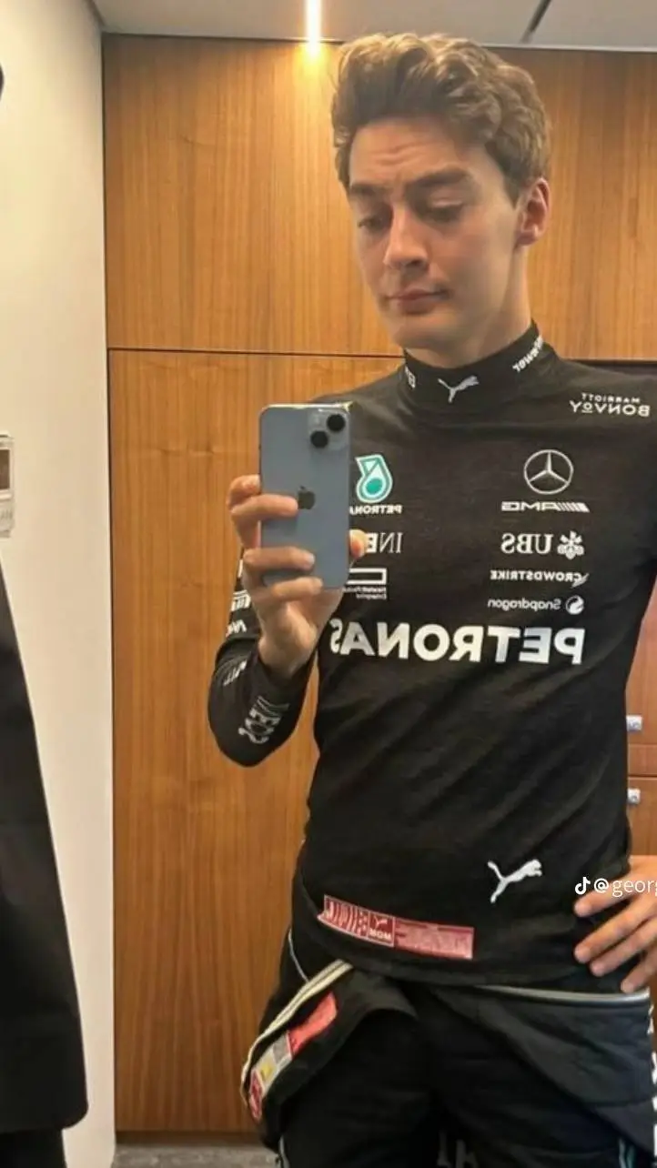 ai character: George Russell  background