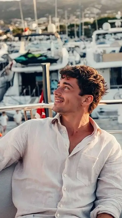 ai character: Charles Leclerc  background