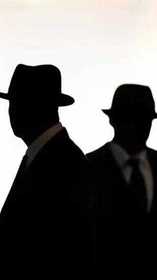 ai character: MD Espias y supers background