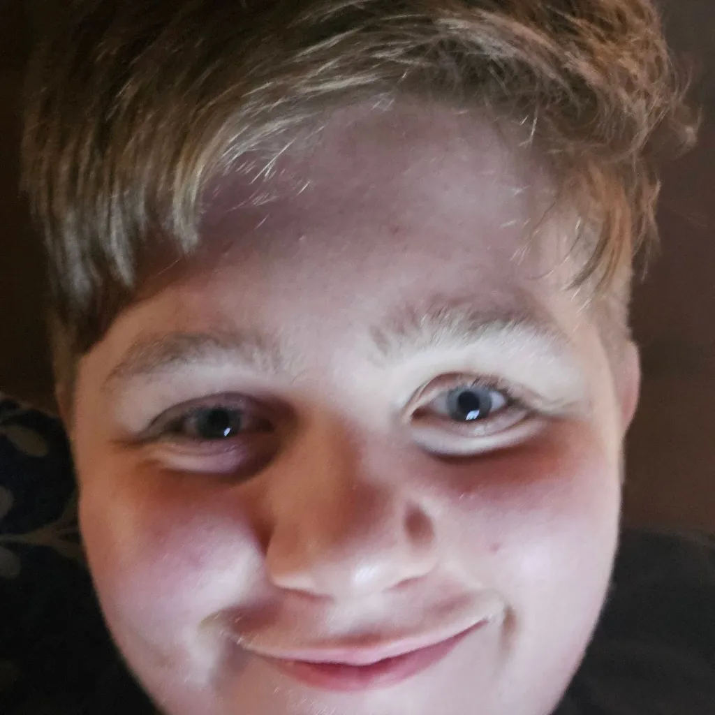 chat with ai character: Aidan 