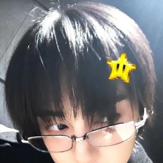 chat with ai character: Taki🤍💝⭐️