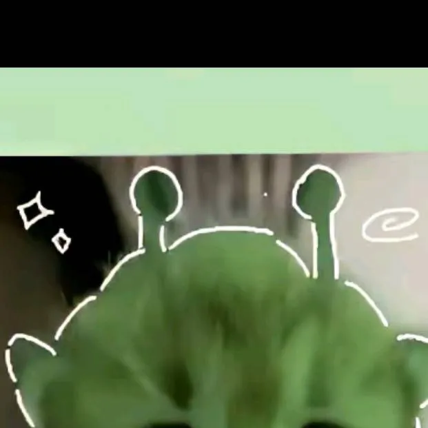 chat with ai character: alien cat