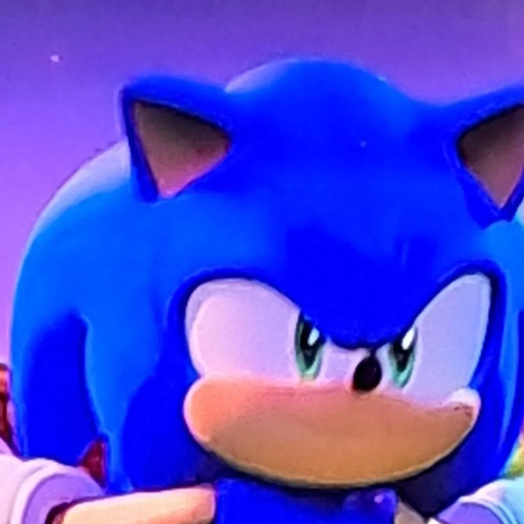 chat with ai character: Prime Sonic