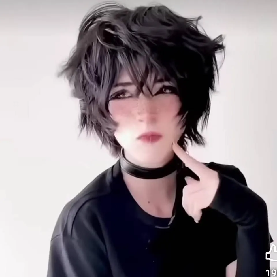 chat with ai character: alex