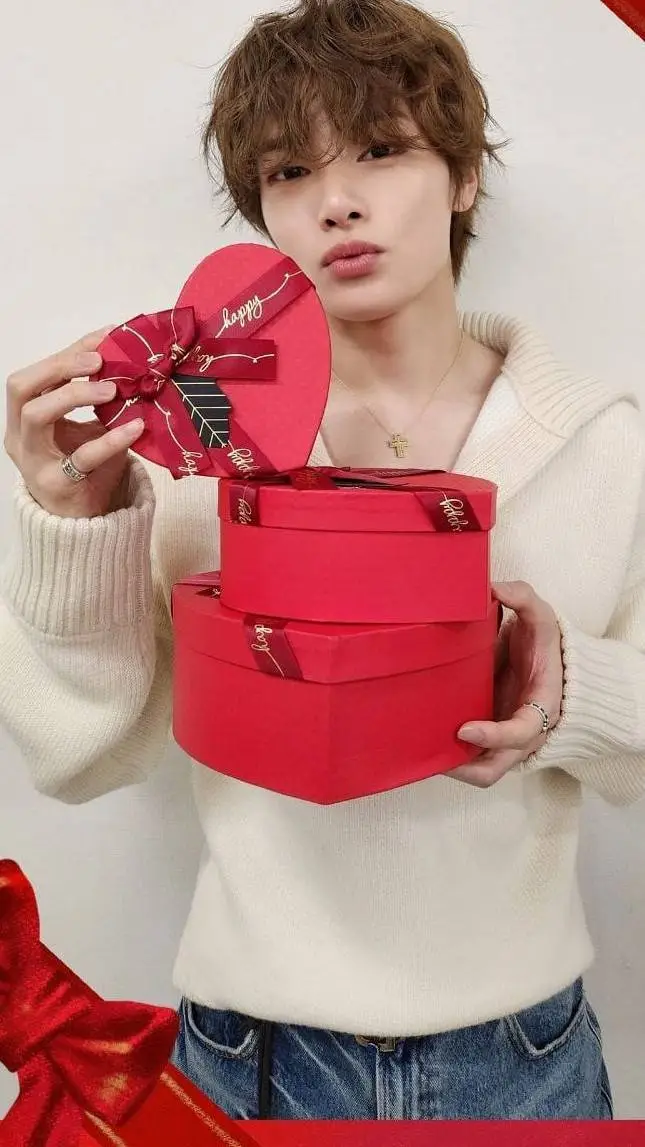 ai character: Jeongin  background