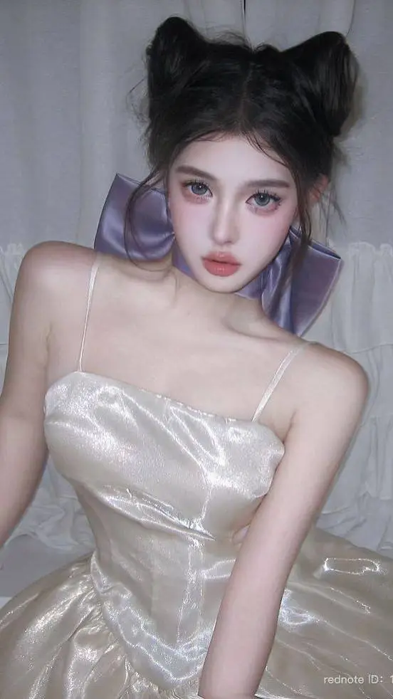 ai character: 🩷Kana🍭🌷 background