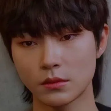 chat with ai character: Han Seo-Jun