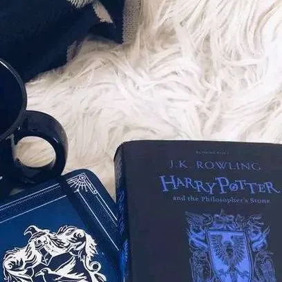 chat with ai character: hogwarts