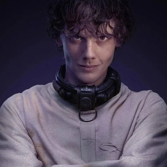 chat with ai character: Tyler