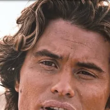 chat with ai character: John B