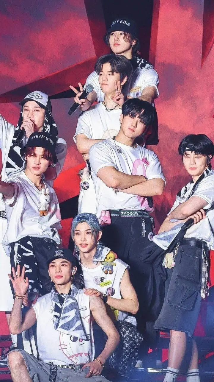 ai character: ✨❤Stray Kids❤✨ background